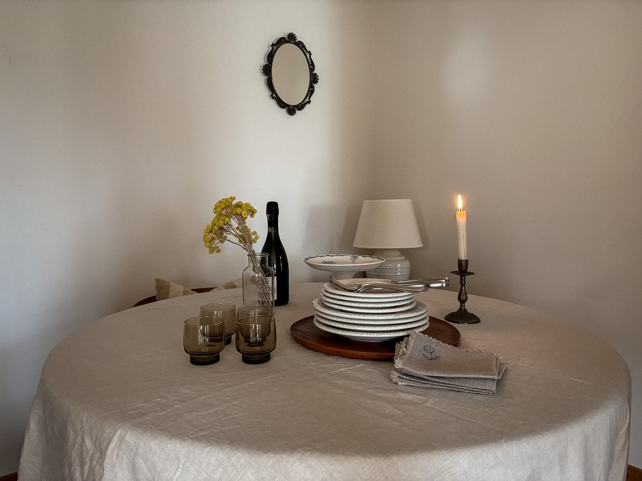 KITCHEN & DINING
