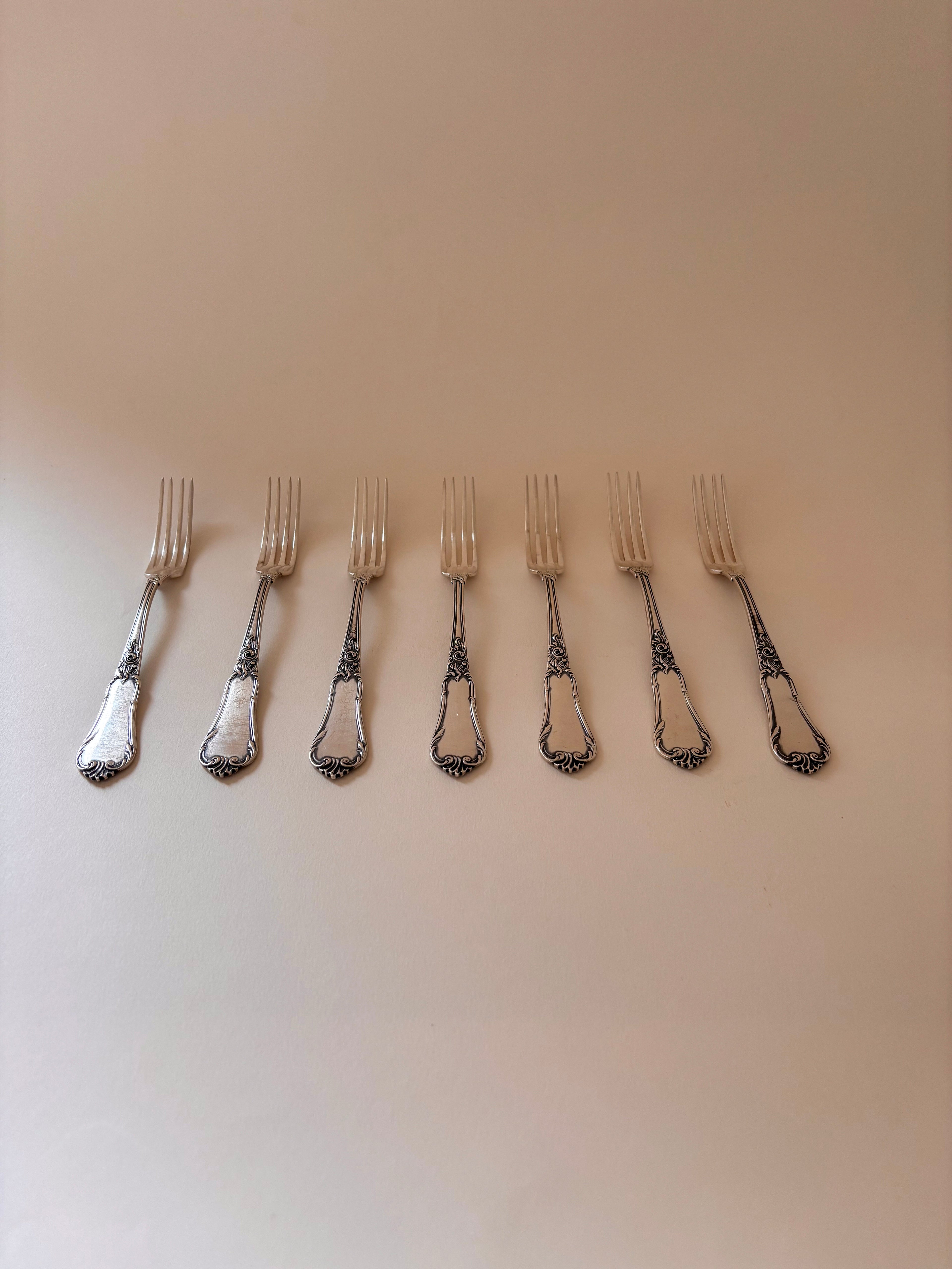 pack of 7 forks  vintage front side