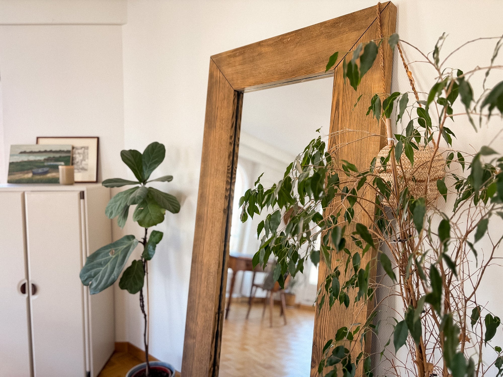 HOME DECOR