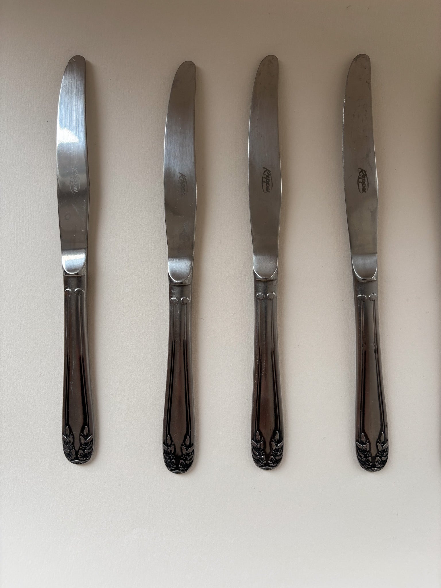 A Set of Vintage Knives