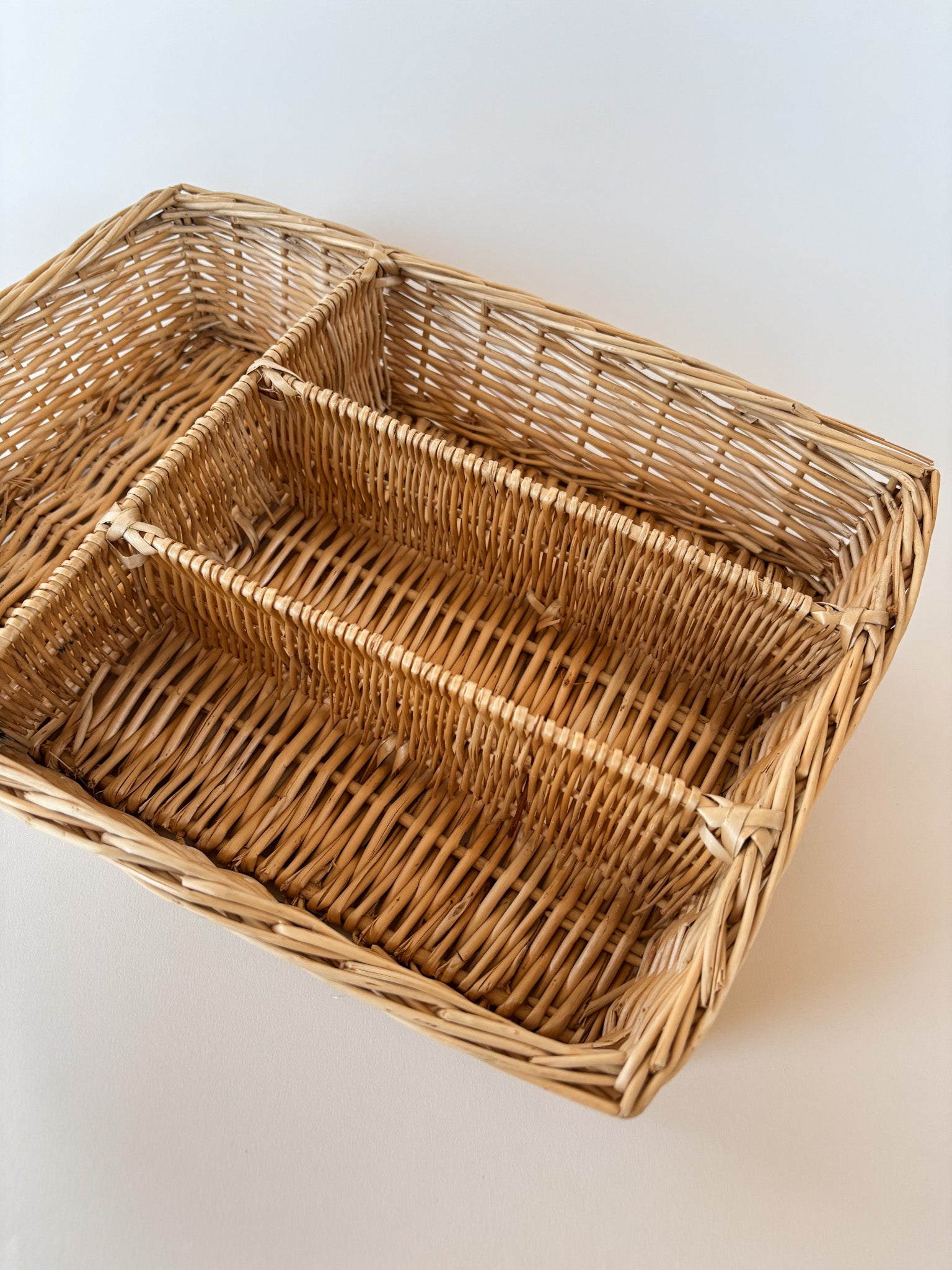 Vintage Handwoven Wicker Cutlery Organizer 2