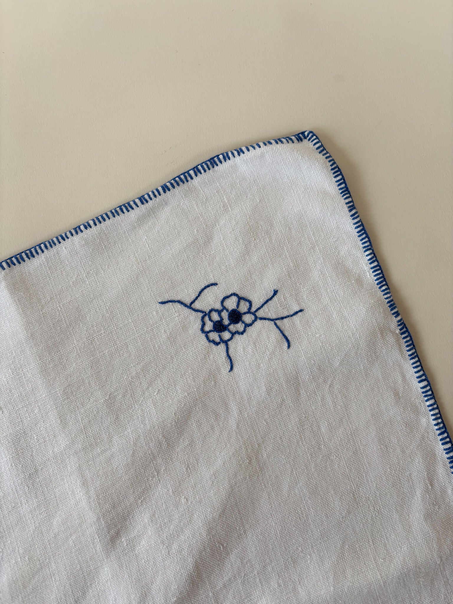 Set of Six Vintage Napkin with Hand Embroidery